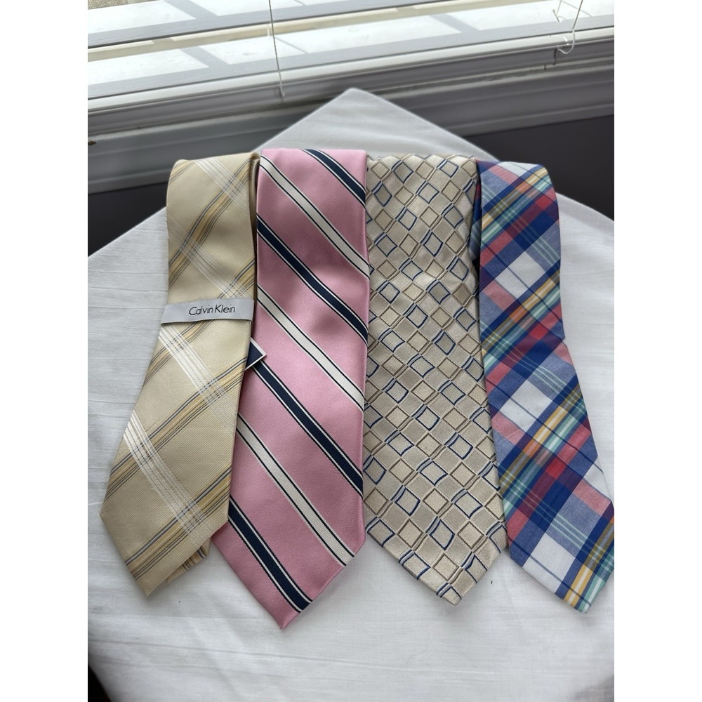 Men's Neck Ties Bundle Of 4 Random Spring Summer Wedding Office Ties